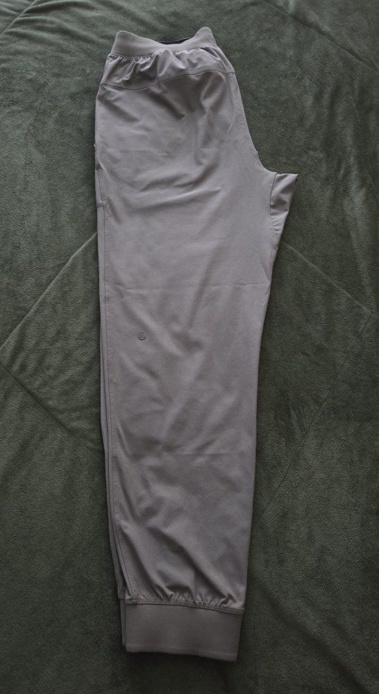 Main image 9