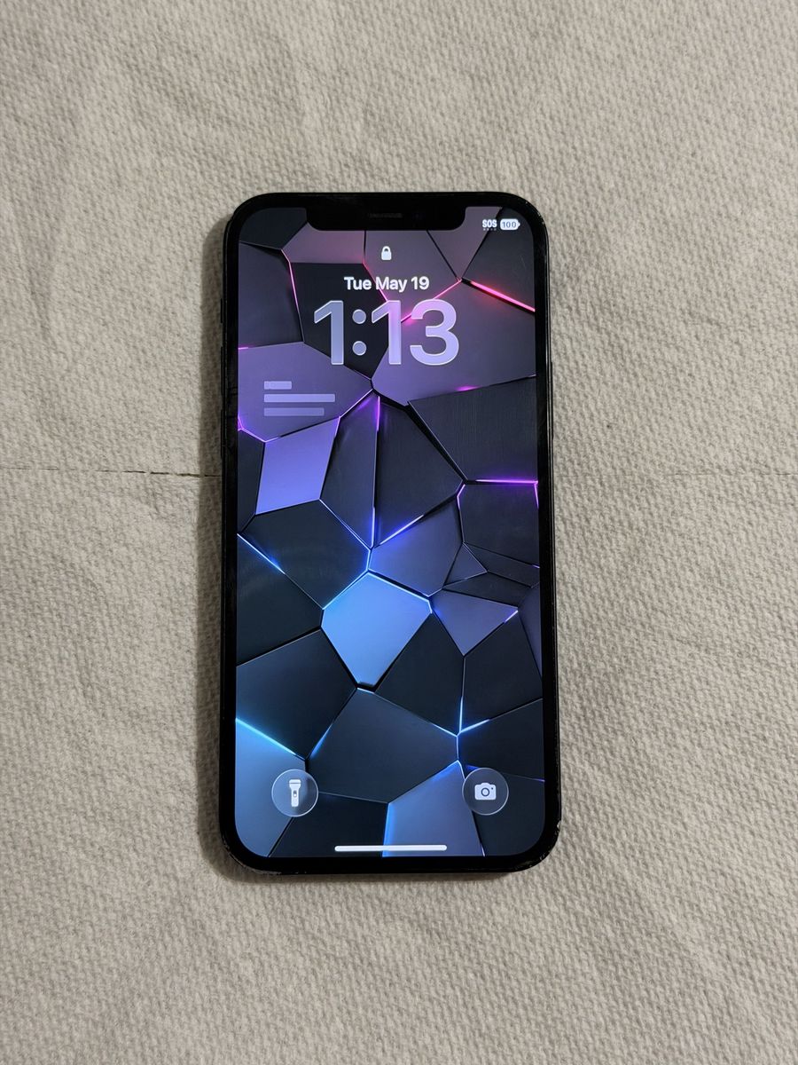 iPhone 12 128GB (Unlocked)