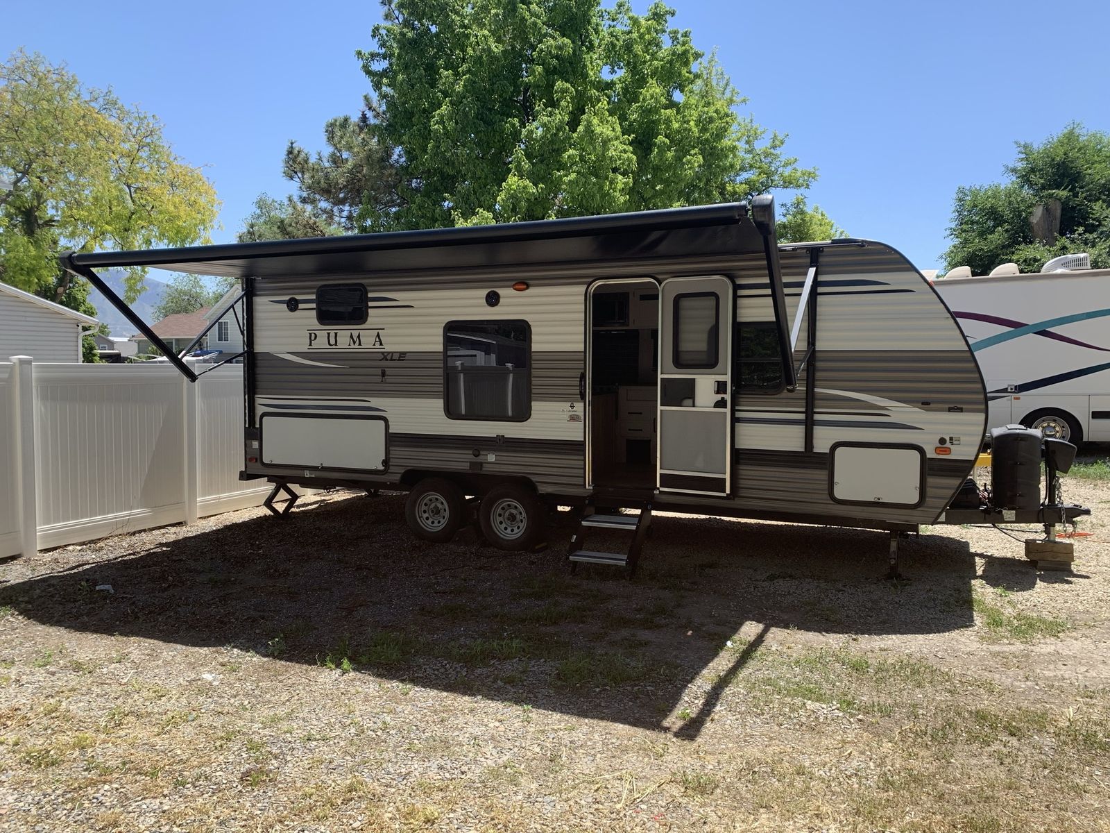 2021 2021 PALOMINO BY FOREST RIVER PUMA XLE SERIES M-20MBC