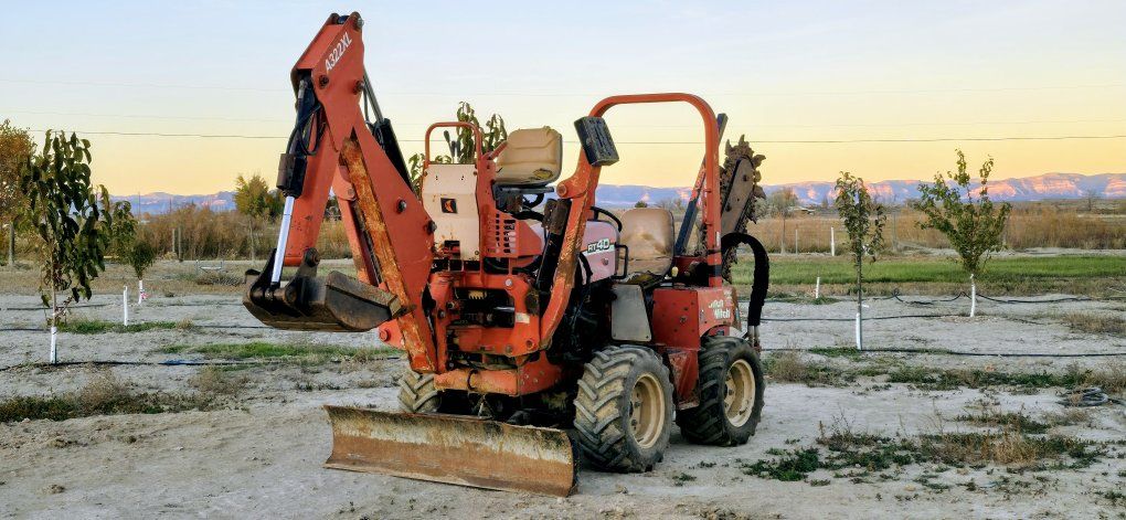 Used Ditch Witch RT40 Trencher with A322XL Backhoe Attachment - Industrial Equipment