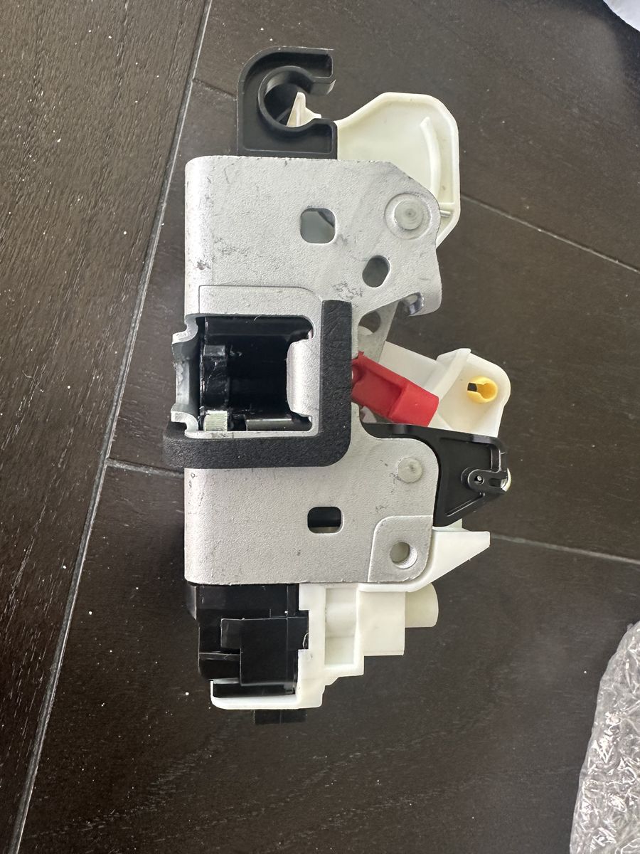 10-19 Ram 2500 Door Lock Actuator Front Passenger