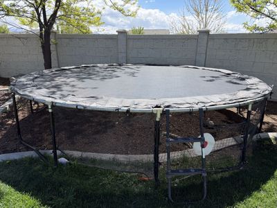 16' Used Bouncy Trampoline