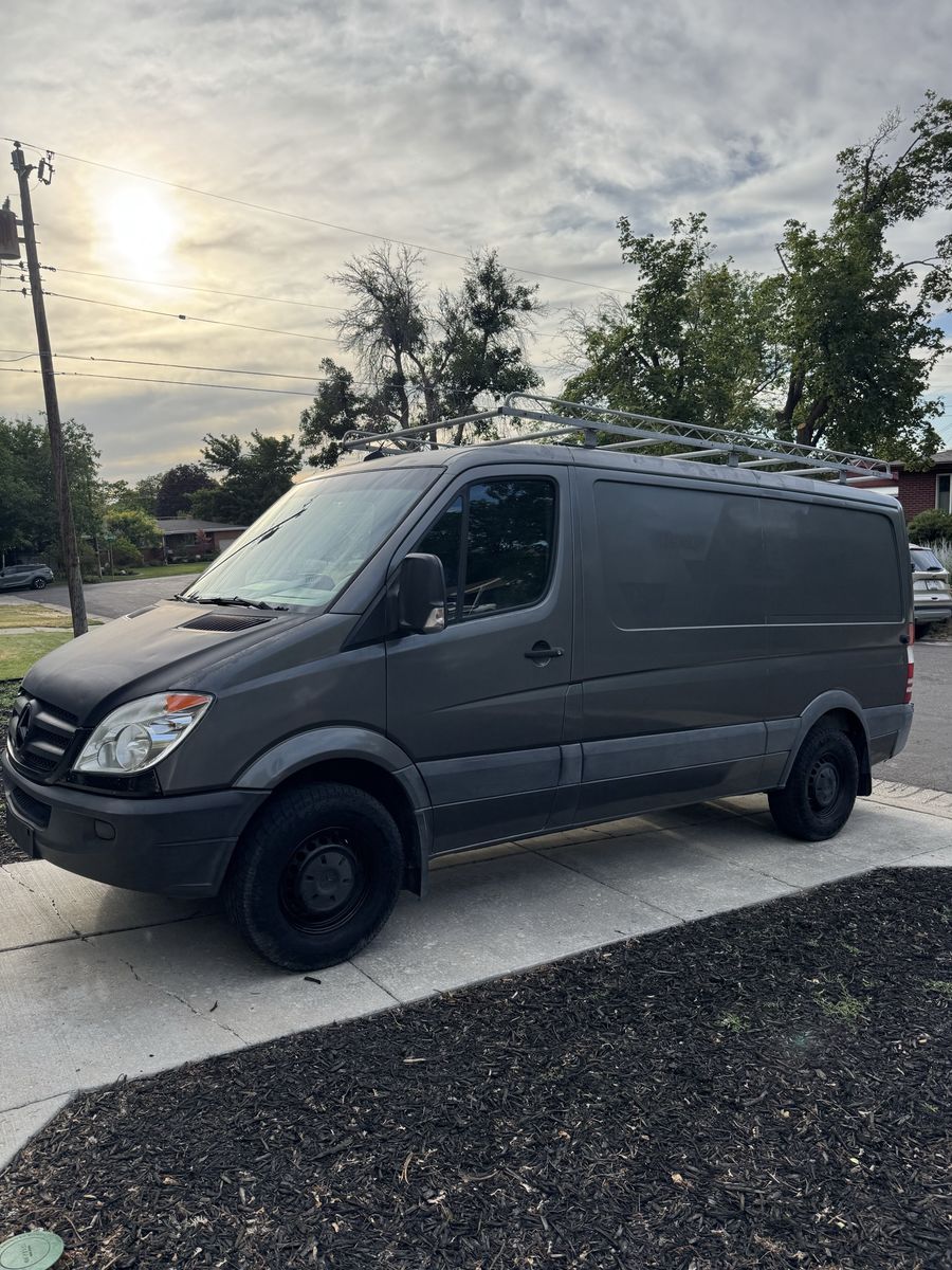 2010 Mercedes-Benz Sprinter 2500