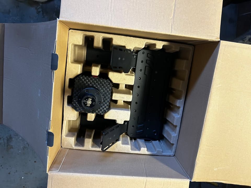 Main image 4
