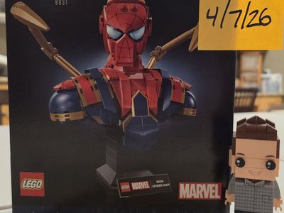 LEGO Marvel Set 76326 - Iron Spider-Man Bust