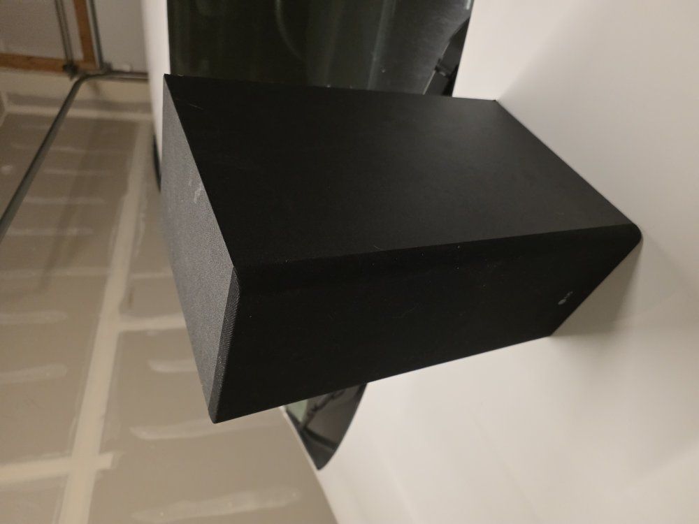 Main image 4