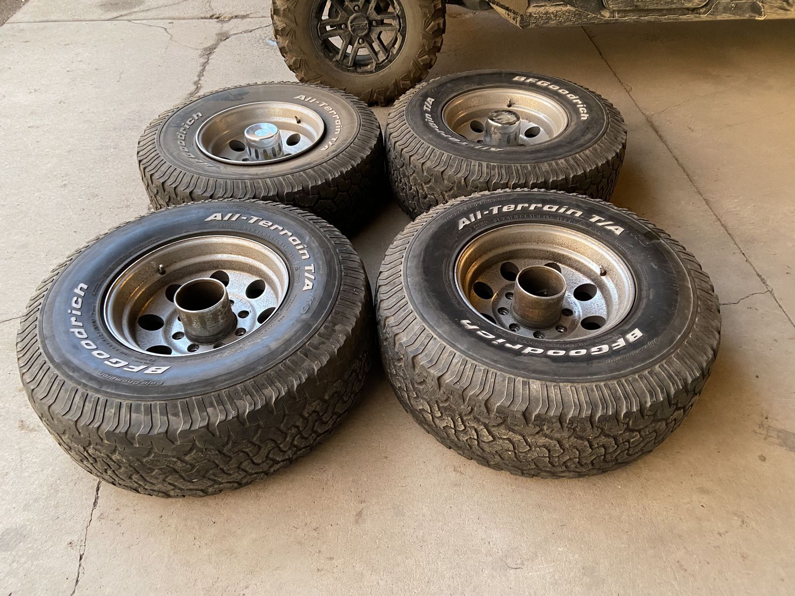 Tires and Wheels 35x12.50 R16.6 LT