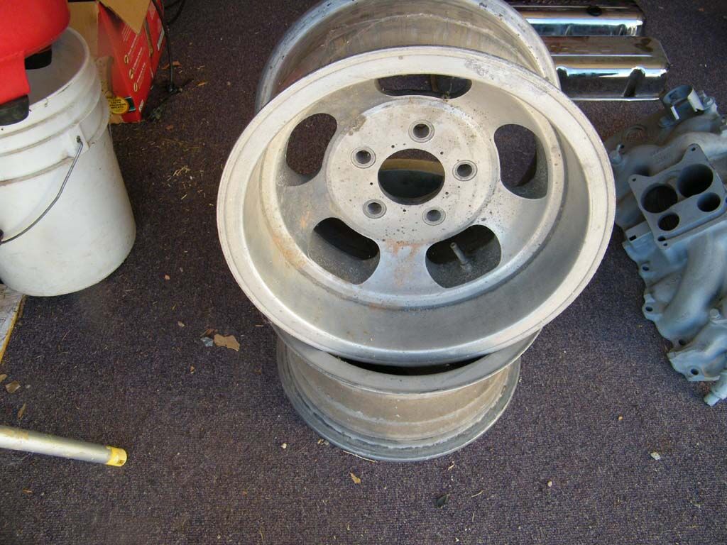 Aluminum wheels, Big block Intake, Valve covers