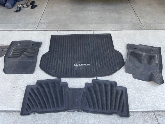 Rubber weather floor mats for Lexus SUV
