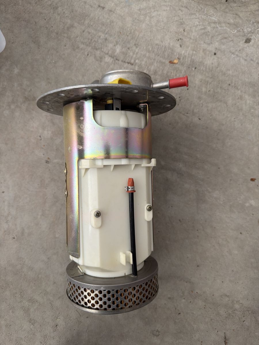 Mastercraft Indmar 5.7L Fuel Pump for 2004 X-30 (Spare)