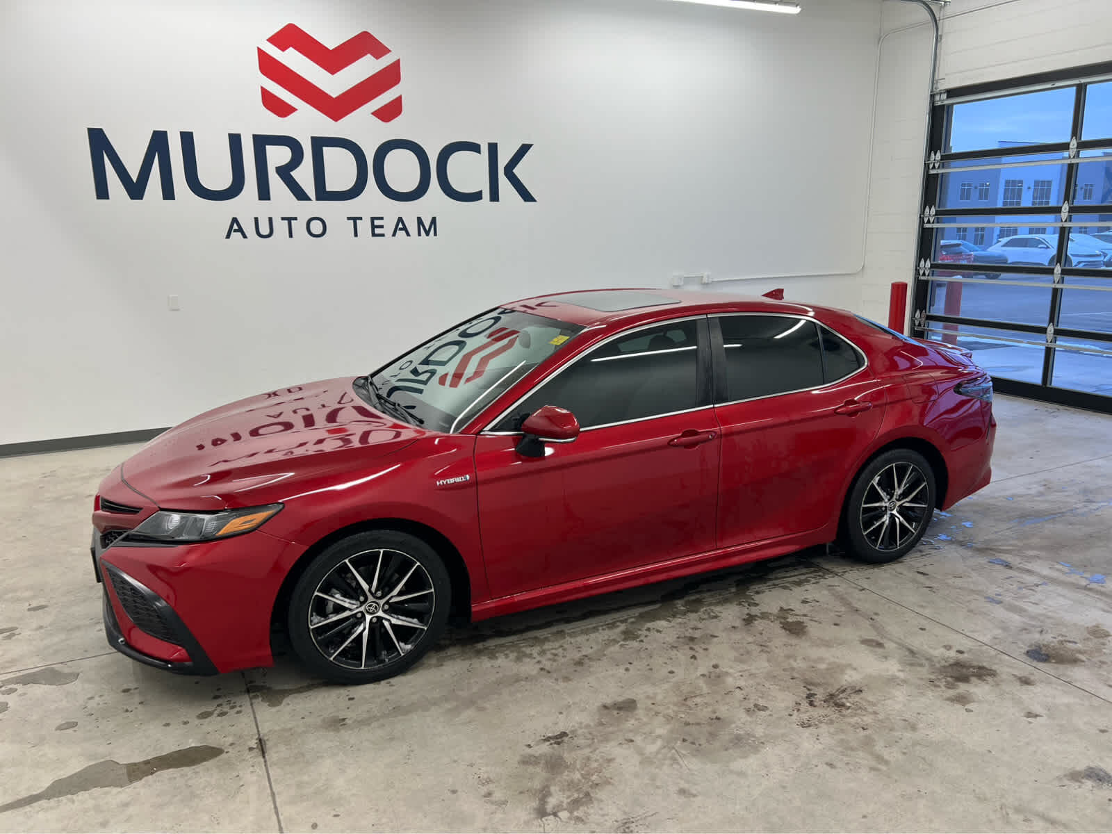 2021 Toyota Camry Hybrid SE