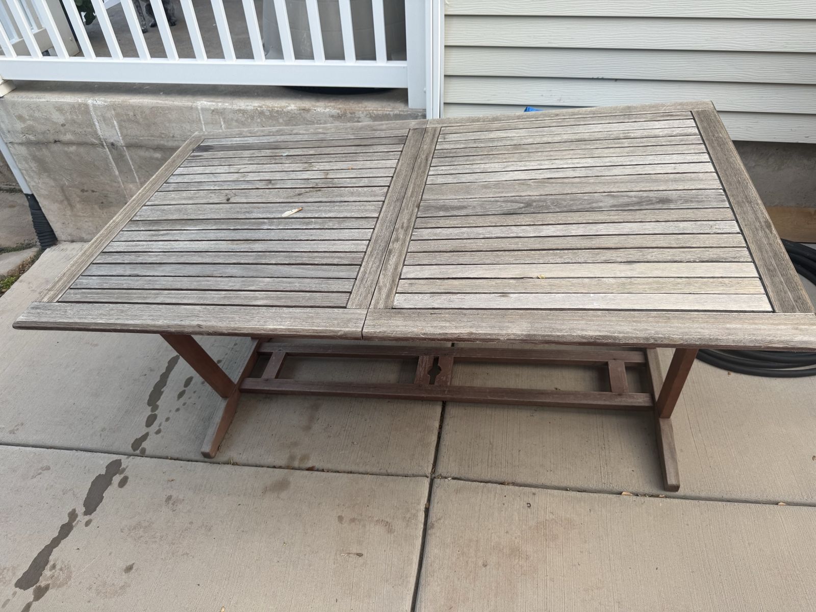 Wooden Slat Patio Dining Table Outdoor Furniture