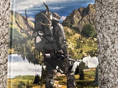 The Edge Mule Deer Hunting Book