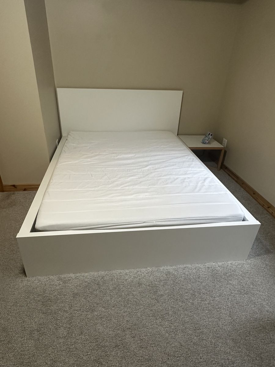 Main image 7