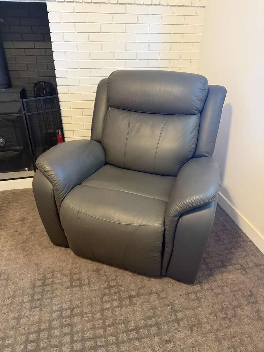 Recliner