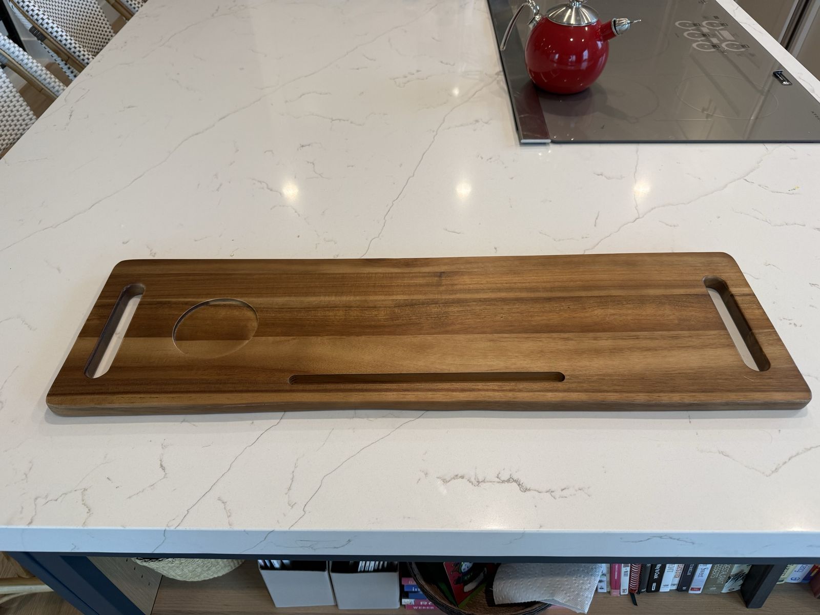 Bathtub shelf