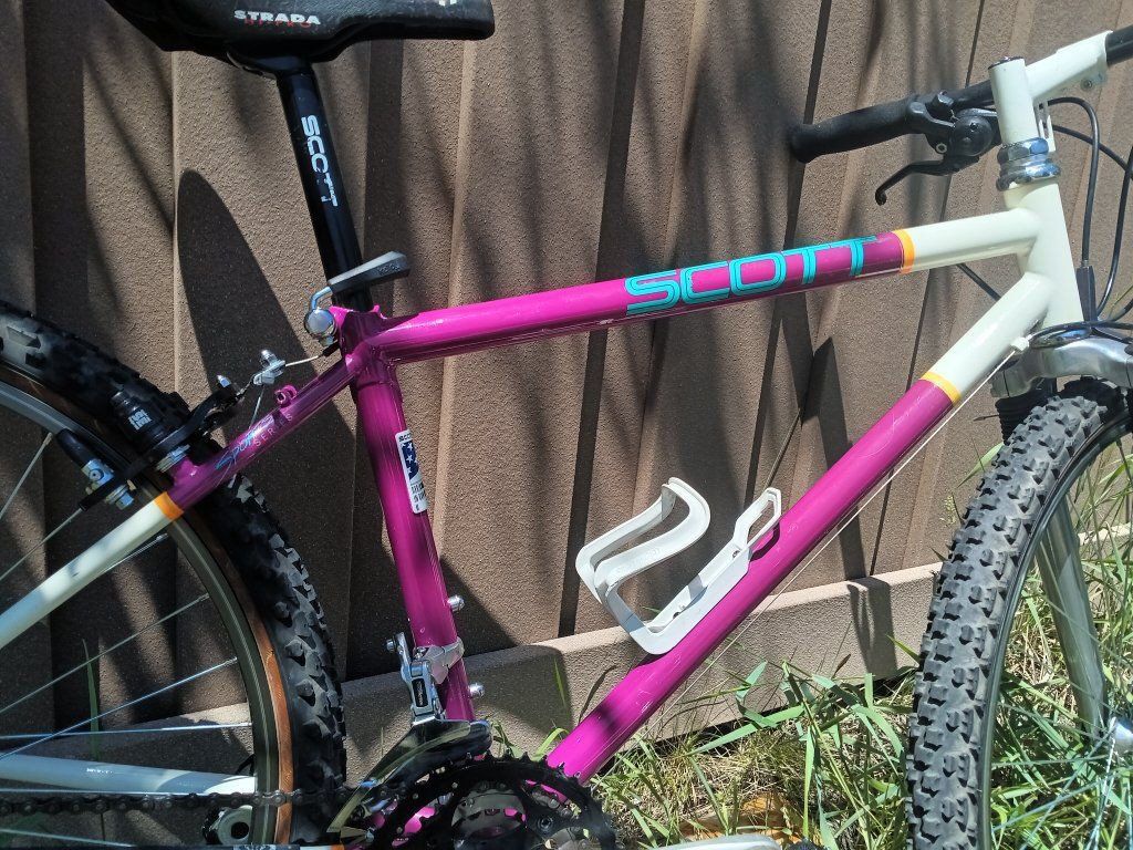 New condition all original components. Scott MTB.