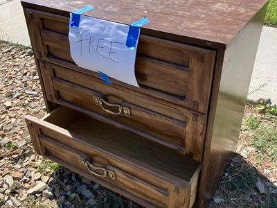3 Drawer Dresser