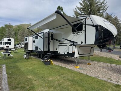 2022 Shasta Pheonix 367bh