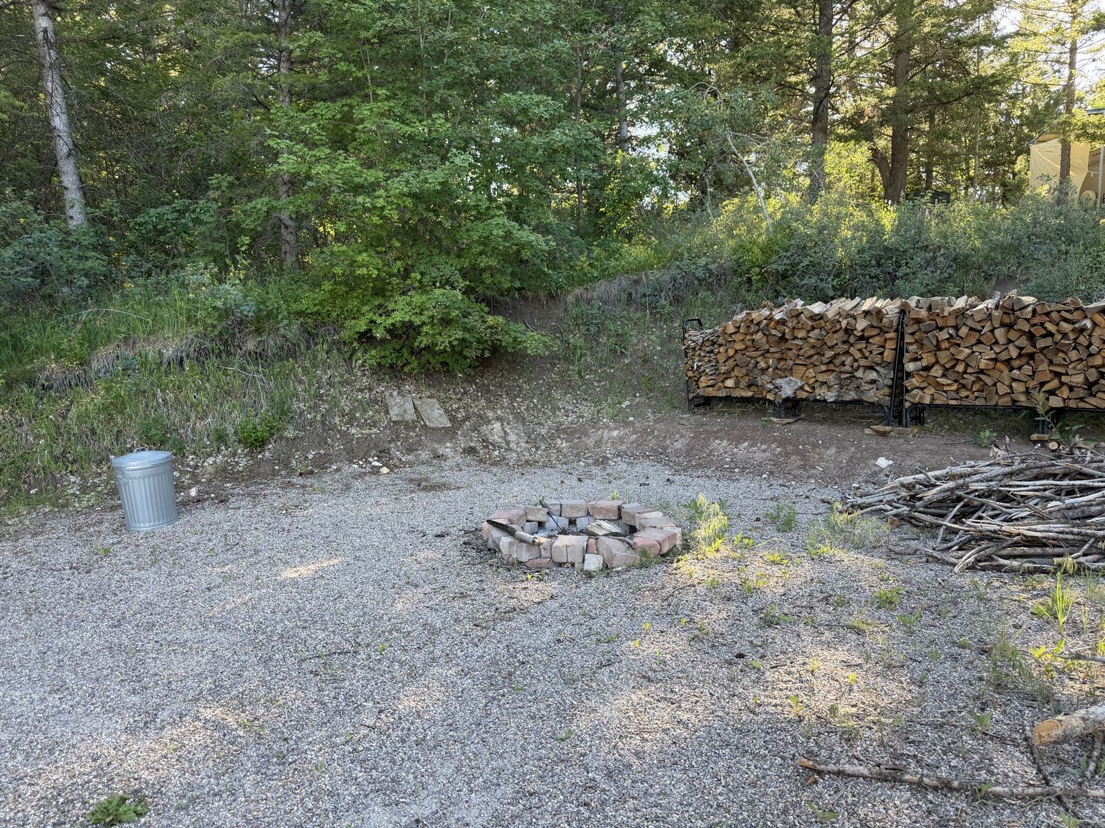 Main image 12