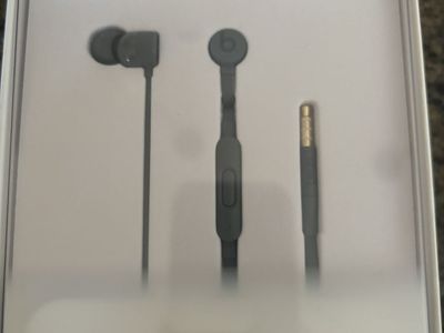 BEATS 3 EAR BUDS