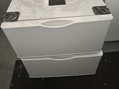 Samsung Washer/Dryer Pedestals 27 inch wide x 27
