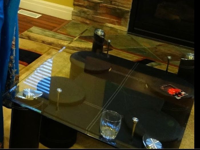 Modern Glass Coffee Table with 4 stools