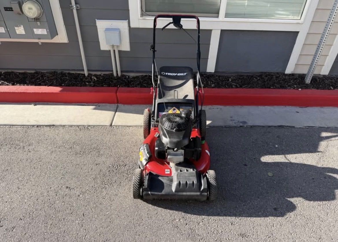Troy-Bilt Self Propelled Lawn Mower