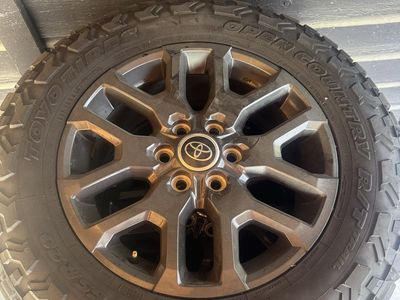 Toyo Open Country R/T Trail Tires (275/65R20) & Toyota Tundra Wheels