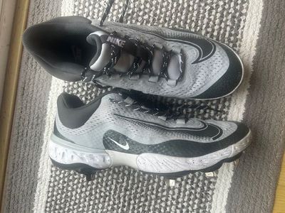 New Nike Baseball Shoes