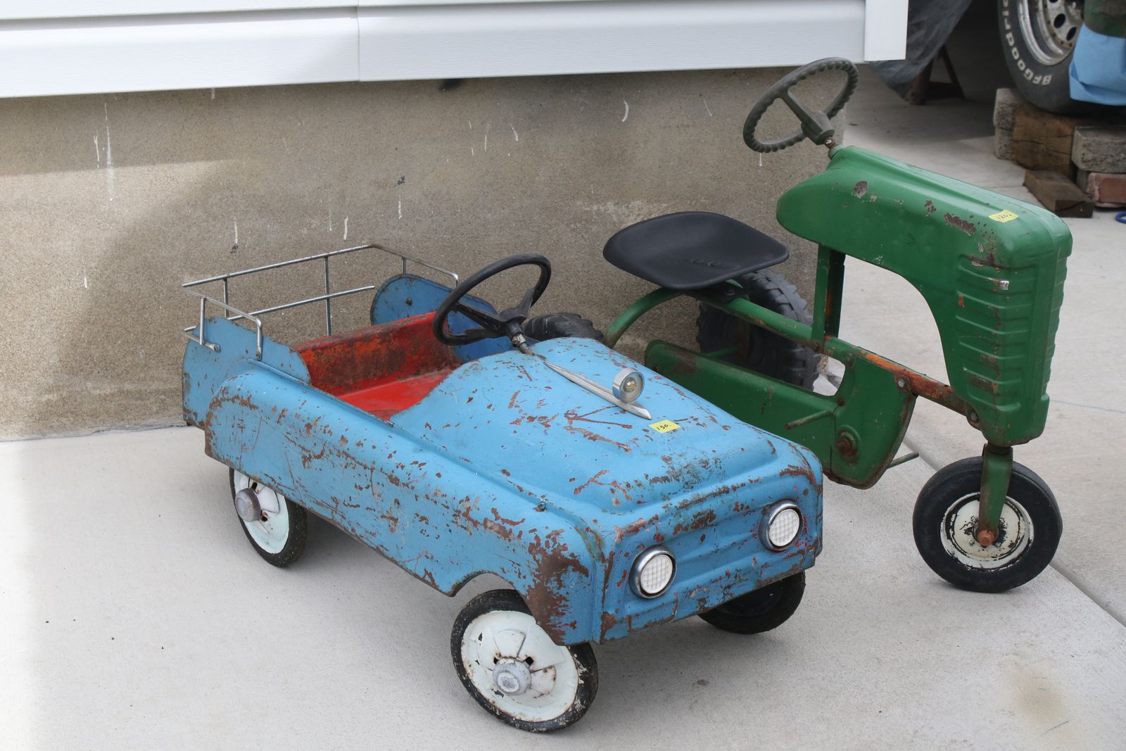 Vintage Market in Payson.  Don't miss it!