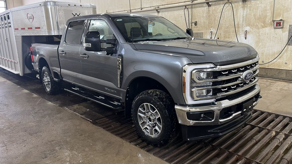 2026 Ford F-350 Super Duty Lariat
