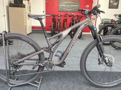 2024 Specialized Stumpjumper Comp Alloy