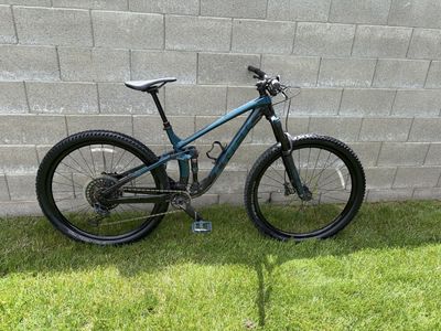 Trek Fuel EX 8 Large Full Suspension 29" Wheel Trail Mountain Bike with Fox RE:AKTIV Shock
