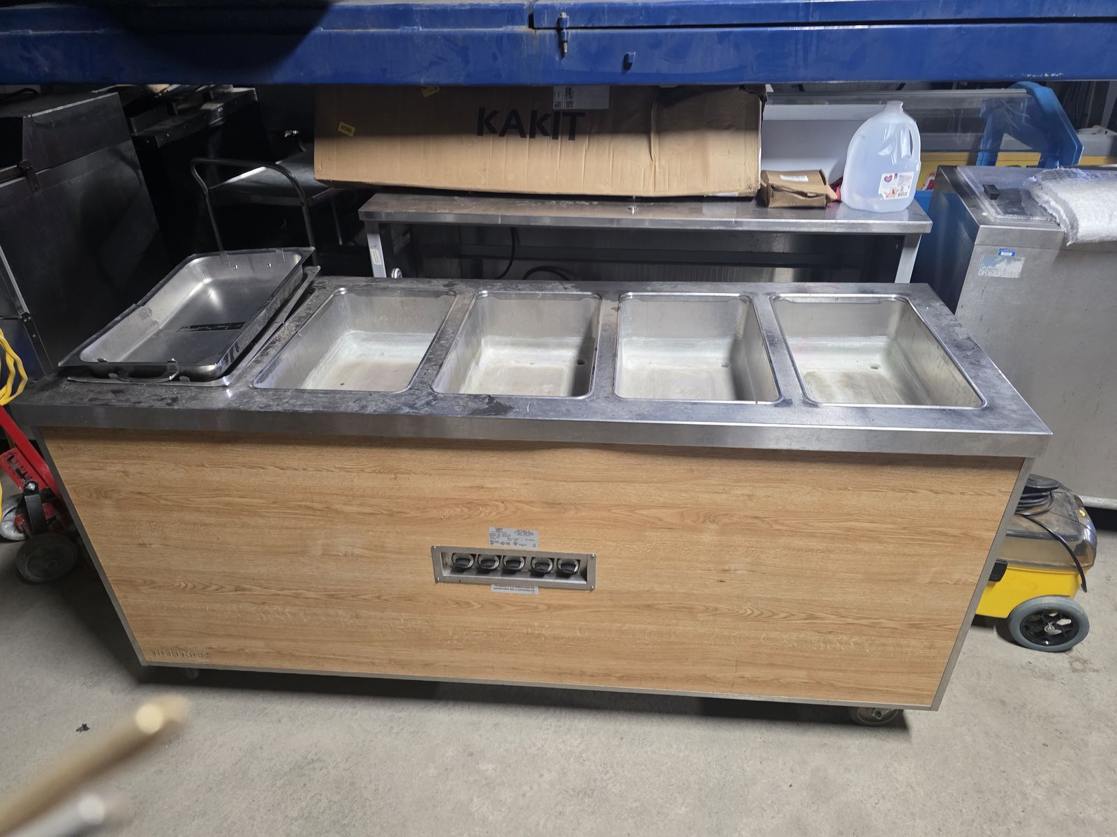 Duke Hot Buffet Steam Well 5 Hole Electric