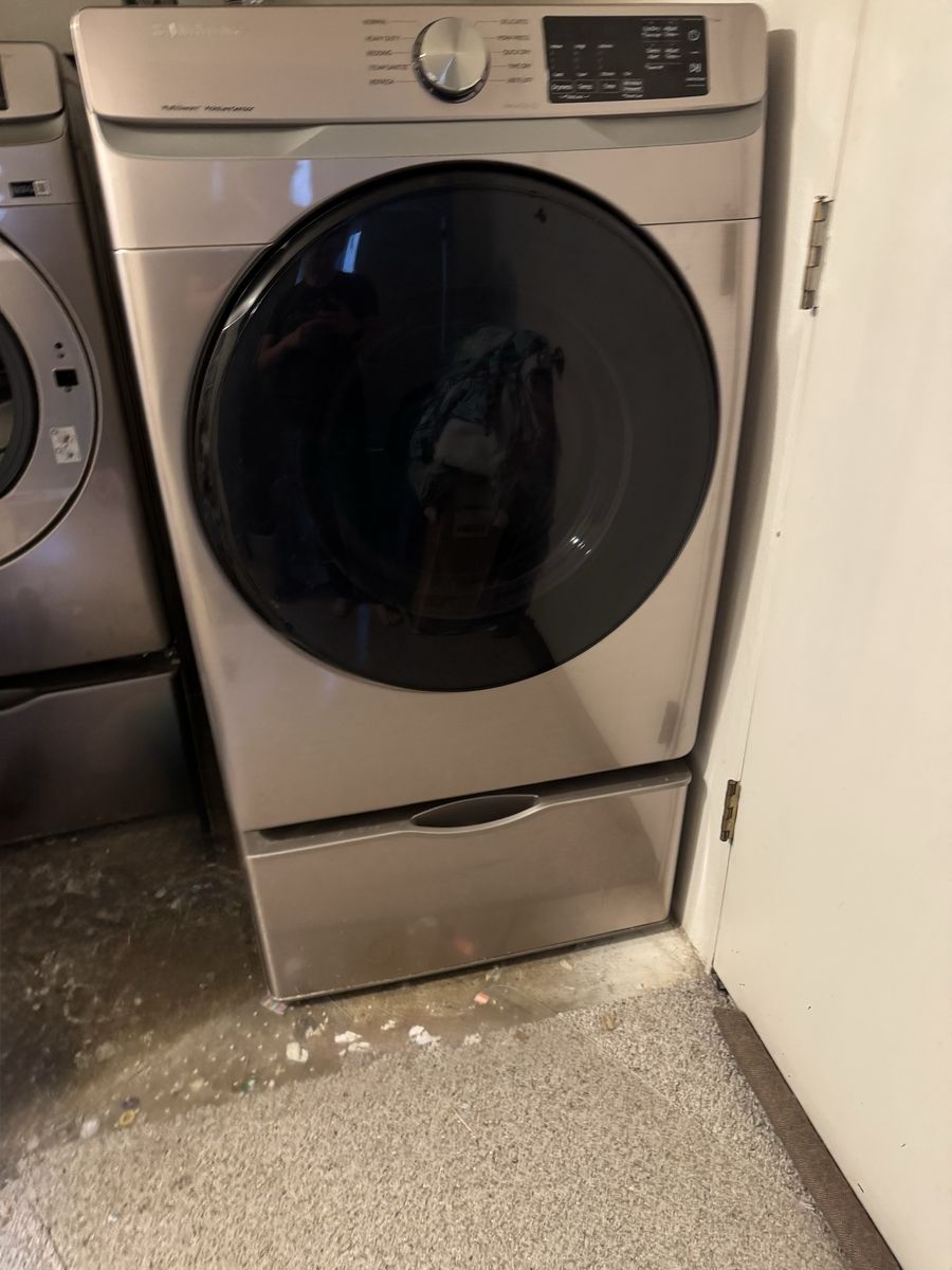 Samsung Washer/Dryer Pedestal