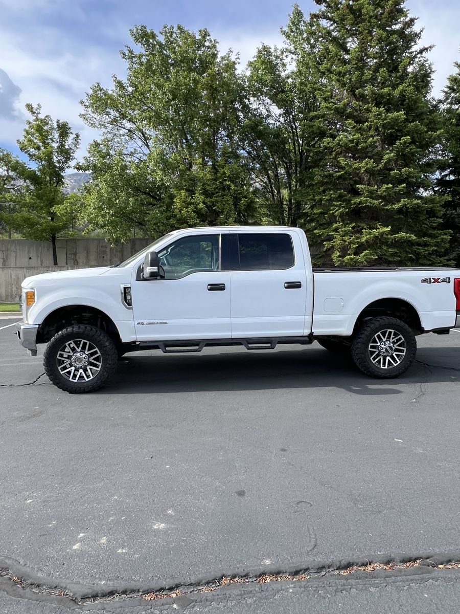 2017 Ford F-250 XLT