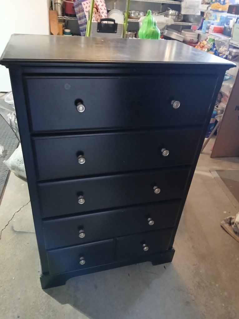 dresser
