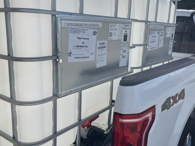 275 Gallon Food Grade IBC Tote Liquid Storage Tank with Metal Cage