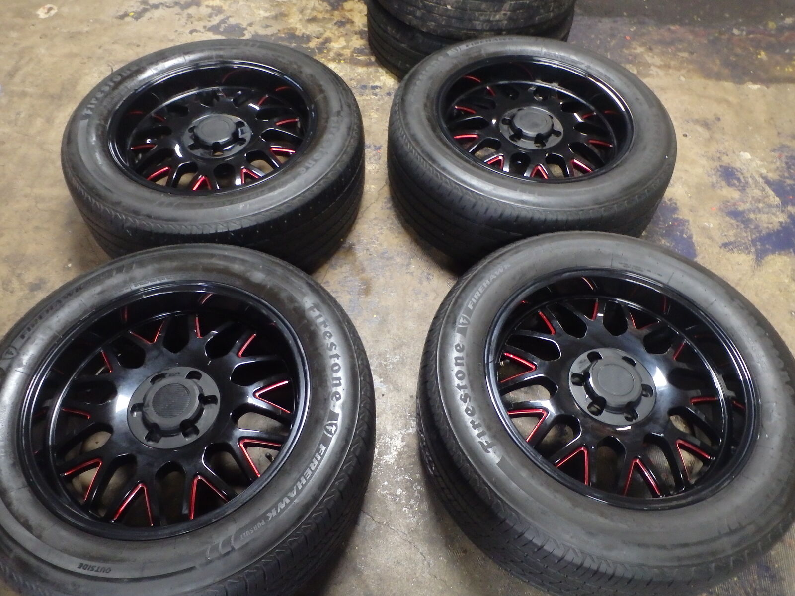 SET OF USED BLACK&RED WHEELS 20 INCH 6X139/6X5.5 AND TIRES 275/55R20