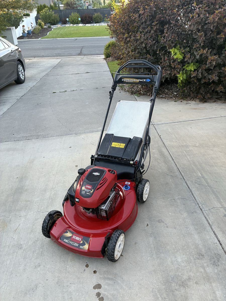Toro recycler lawn mower