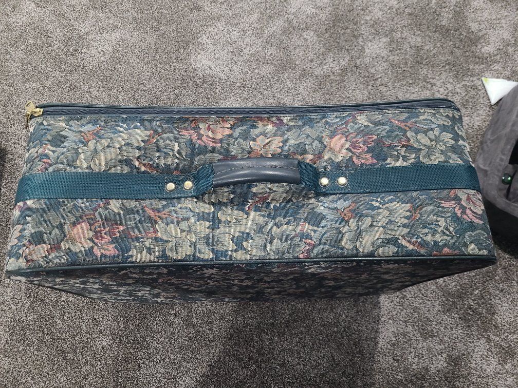 Vintage Floral American Tourister Luggage Carrier