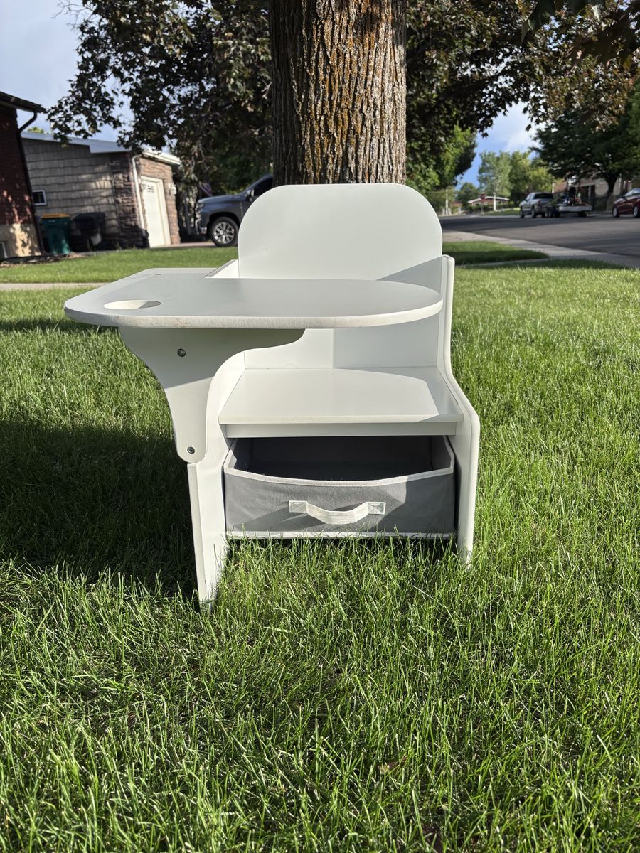 Delta children mysize chair desk