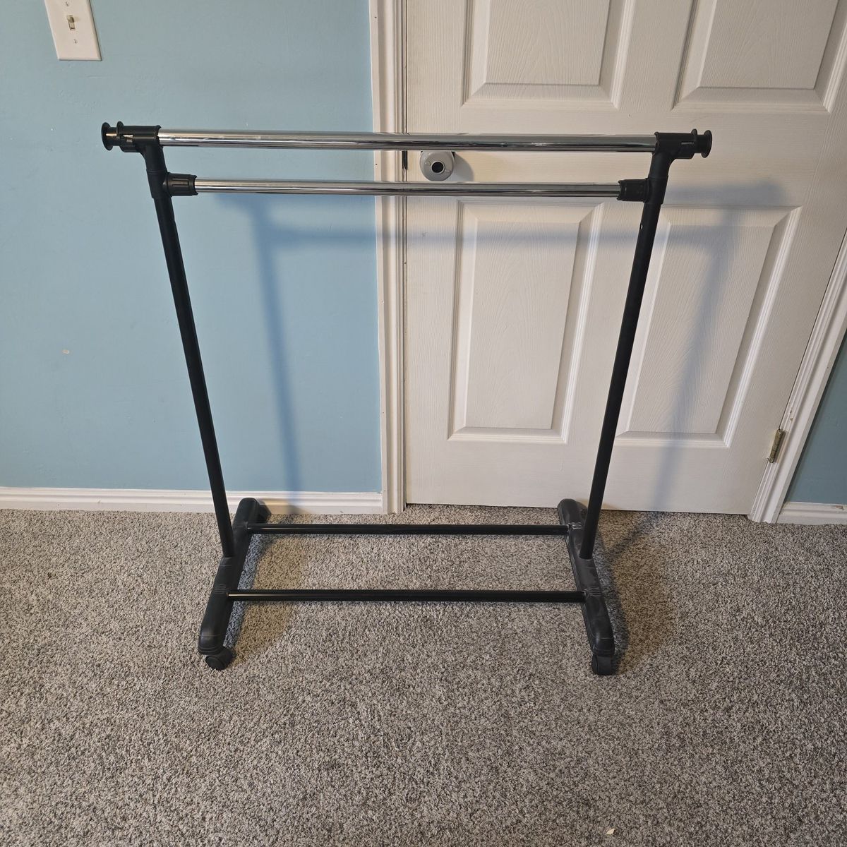 hanging clothes rack
