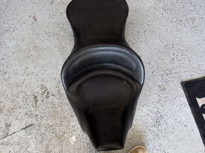 Saddlemen touring seat