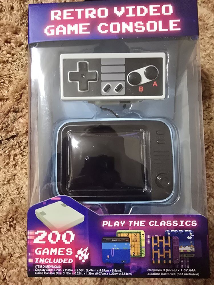 VIDEO GAMES RETRO GAME CONSOLE (NEW)