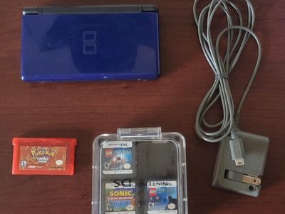 Nintendo DS Lite with games