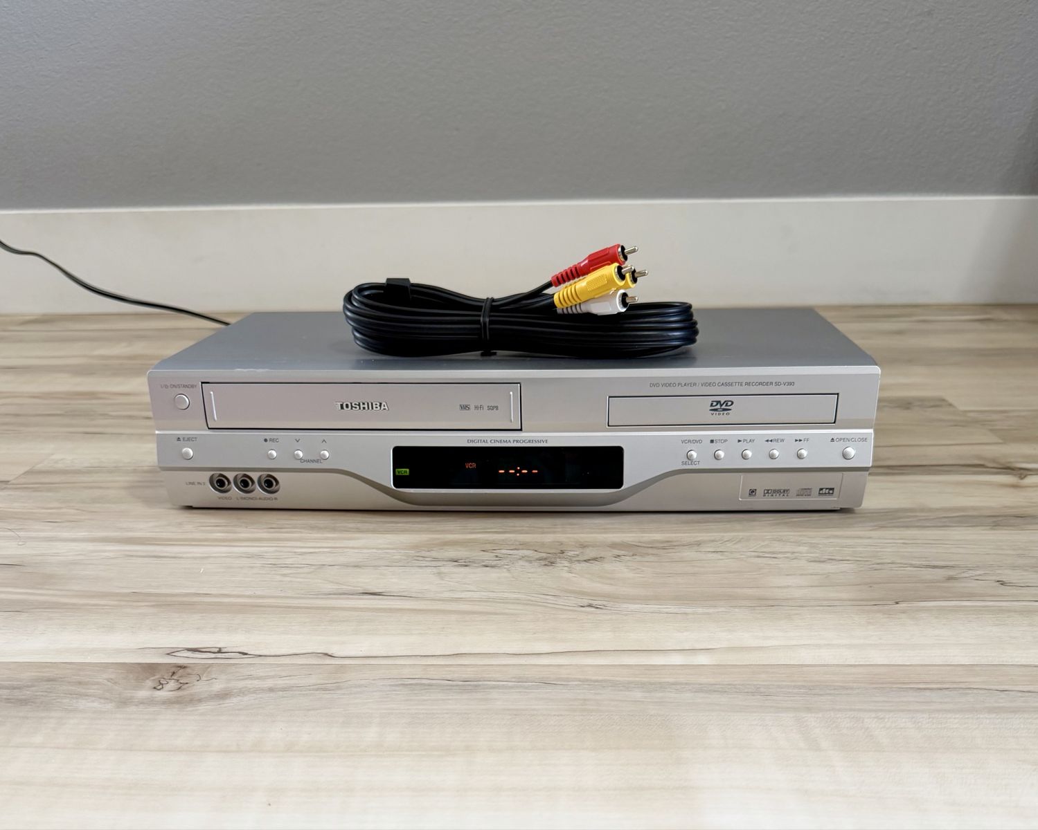 Toshiba Combo DVD VCR Player