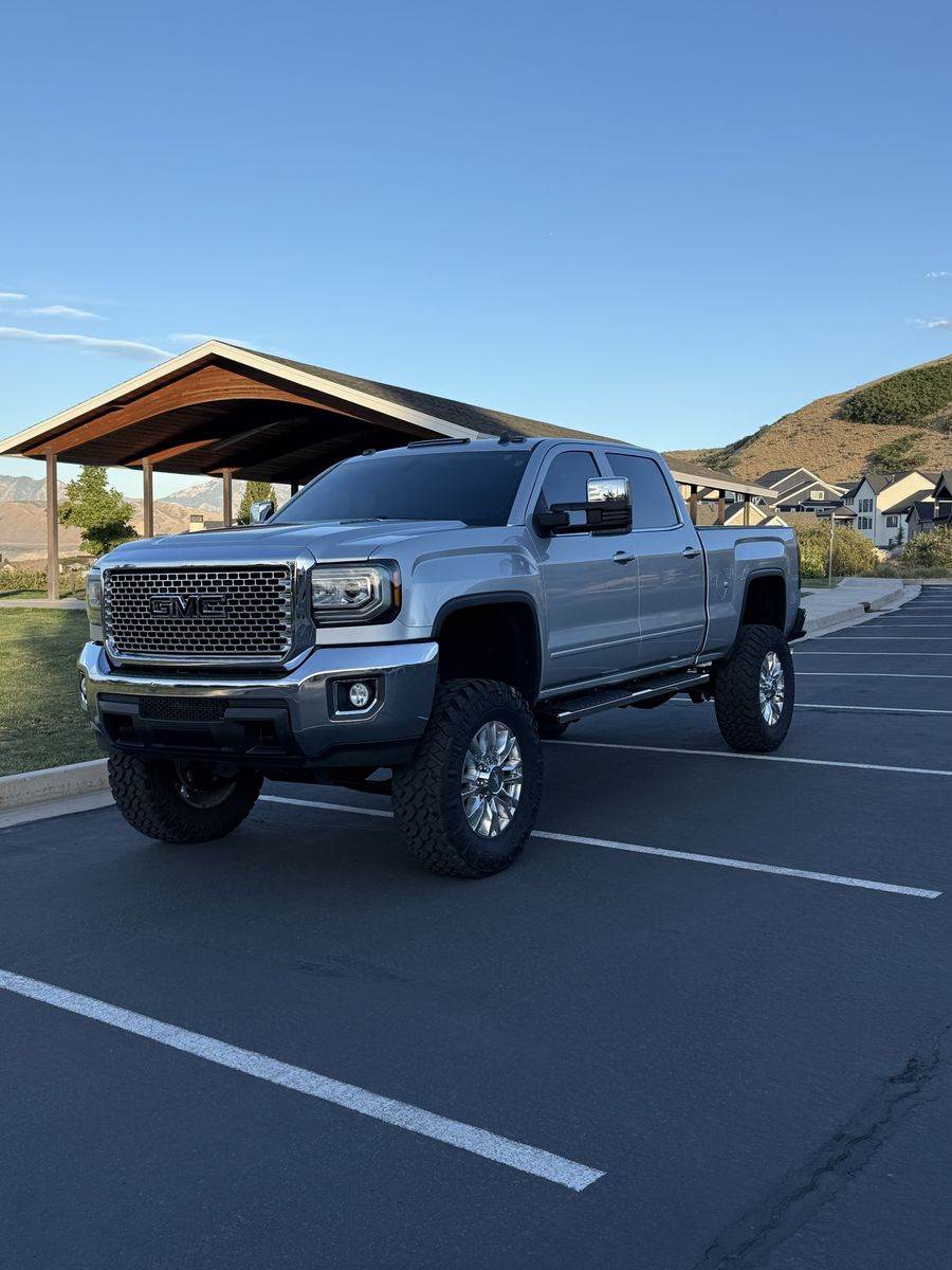 2015 GMC 2500 SLE