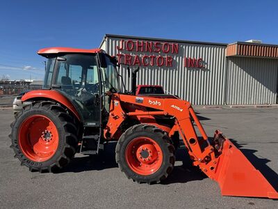 Kubota M7060 with Cab & Loader Bucket